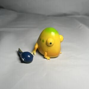 Pikmin 2 Nintendo GameCube 2004 Agatsuma Figure Wollywog & Wogpole Set